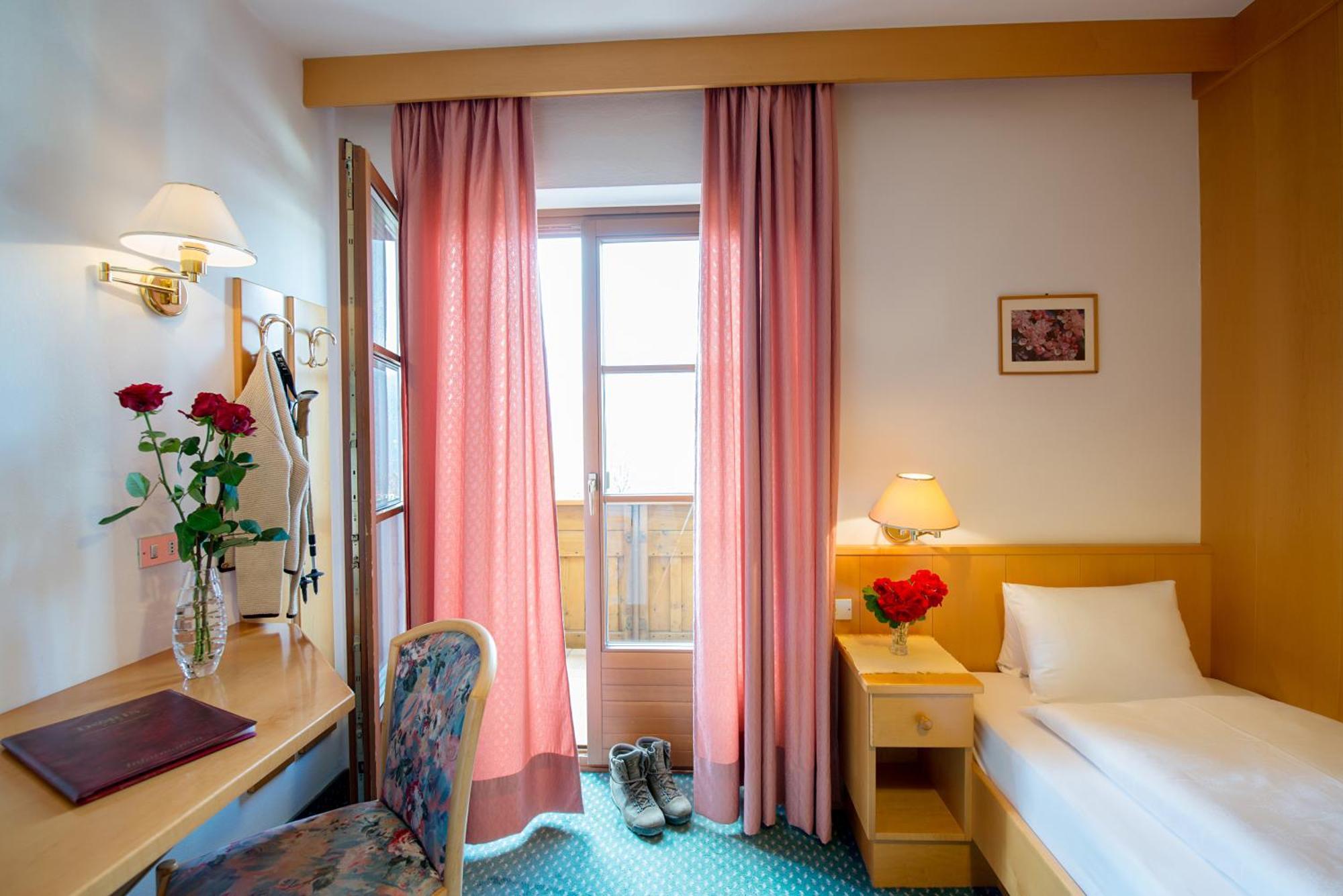 Hotel Garni Doris Castelrotto Chambre photo