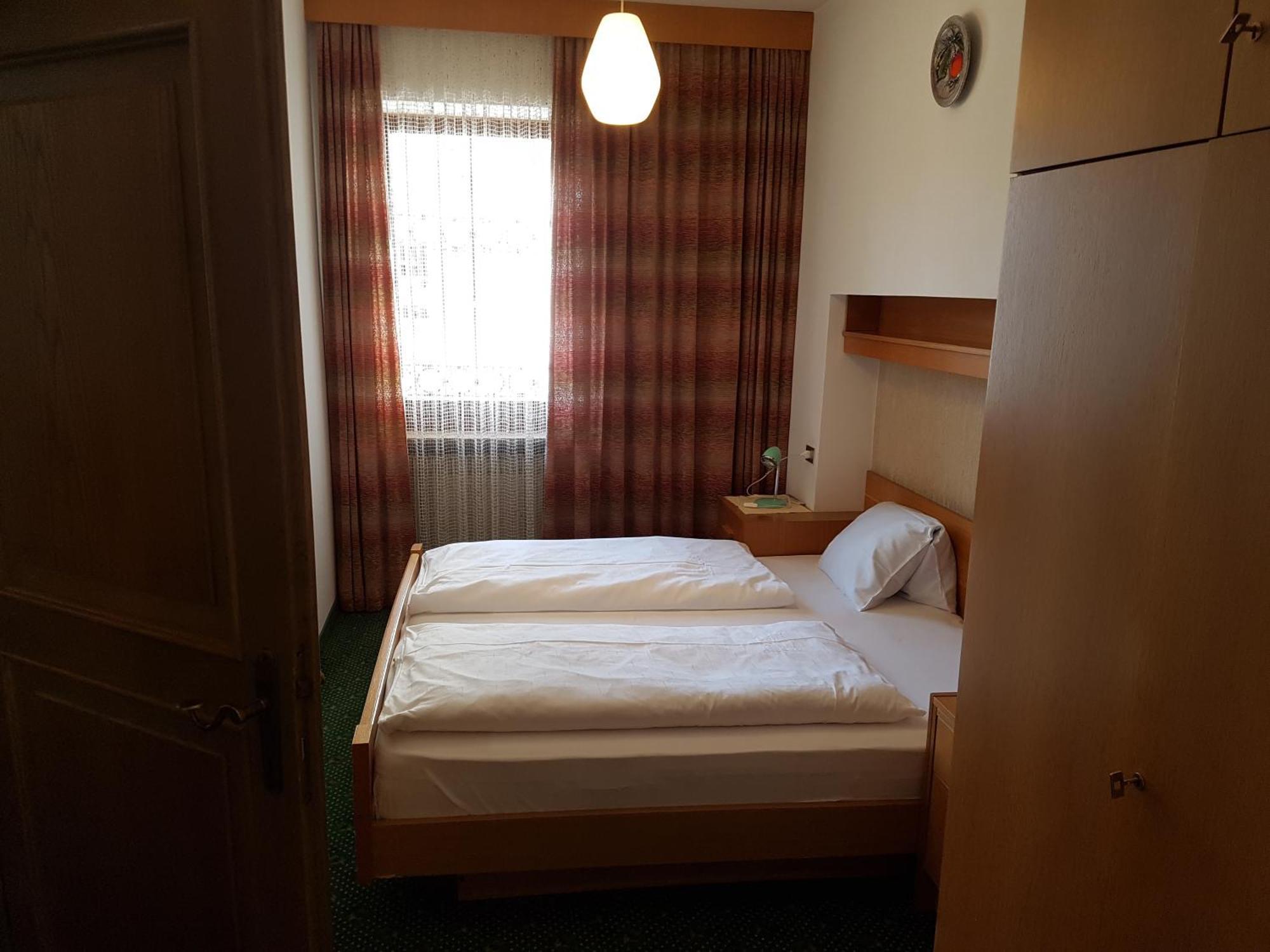Hotel Garni Doris Castelrotto Chambre photo
