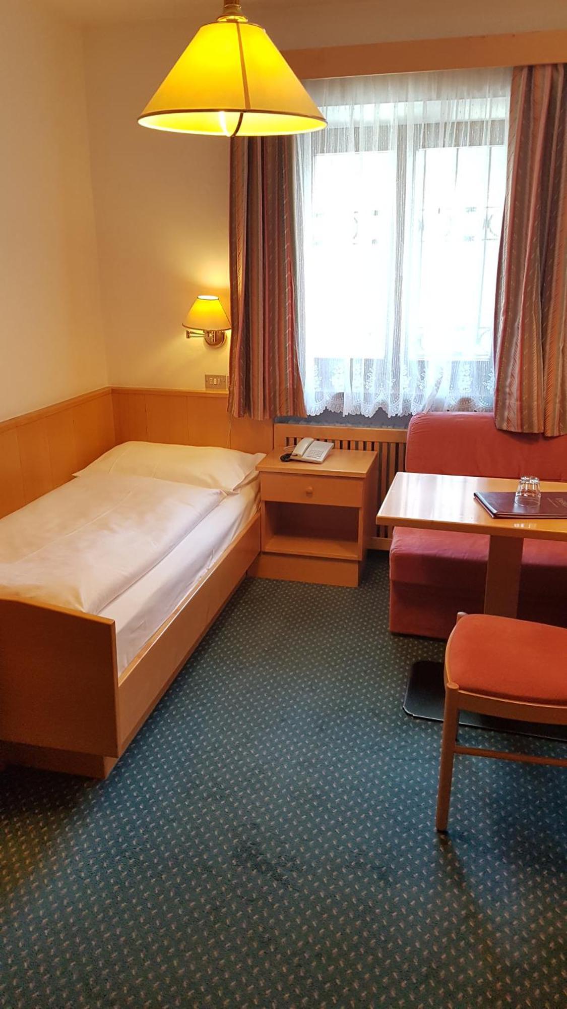 Hotel Garni Doris Castelrotto Chambre photo
