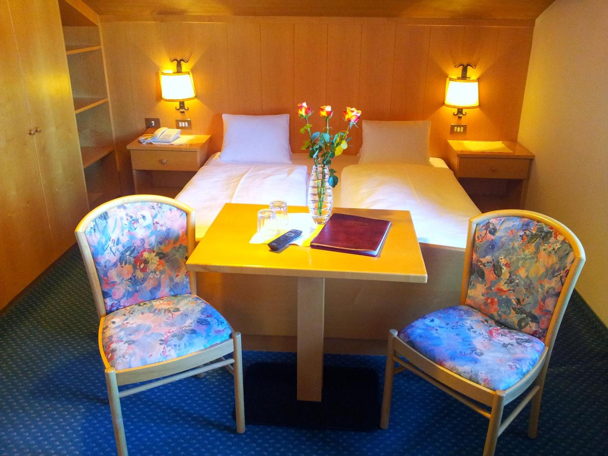 Hotel Garni Doris Castelrotto Chambre photo