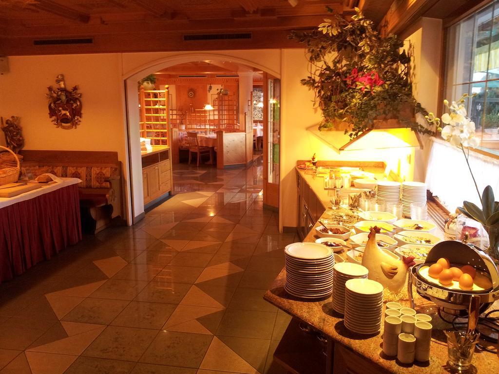 Hotel Garni Doris Castelrotto Extérieur photo