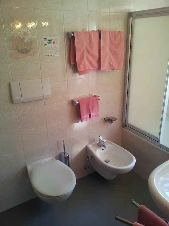 Hotel Garni Doris Castelrotto Chambre photo